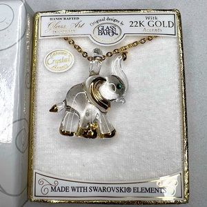 22K Gold-trim Glass Grn/Blue Crystal Swarovski Elephant 18in Gold-tone Necklace